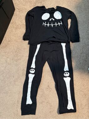Women’s Black Skeleton Print Pajama Set - Skull Lounge Top & Bone Leggings